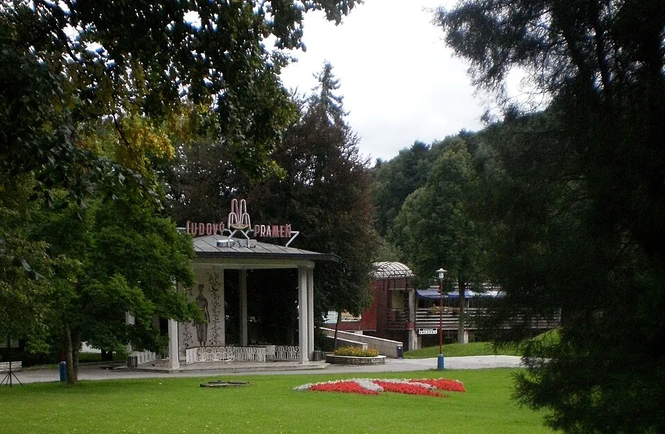 Ľudový