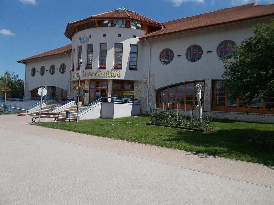 Agárd Thermal Bath