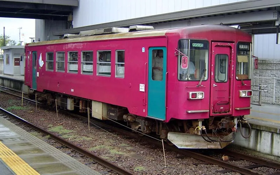 Nagaragawa Onsen Kani