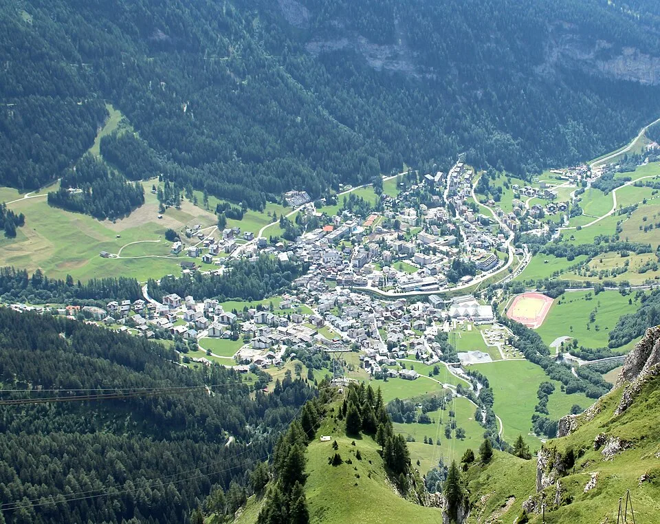 Leukerbad Thermes Alpes