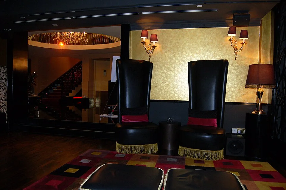 Scarlet Hotel