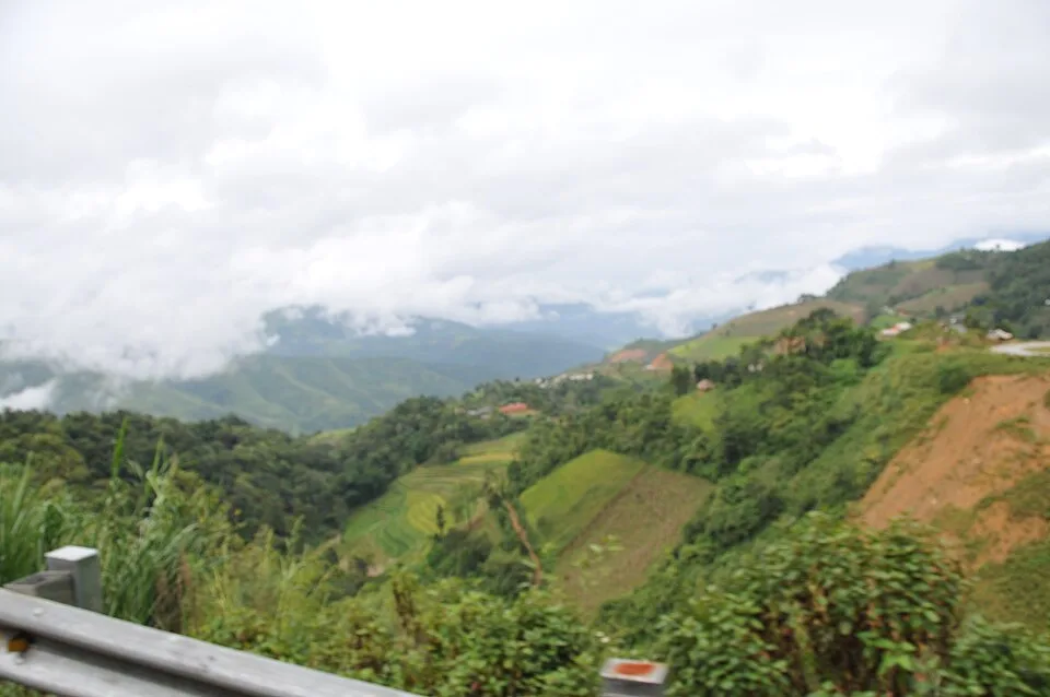 Suoi Khoang Hot Spring Dien Bien