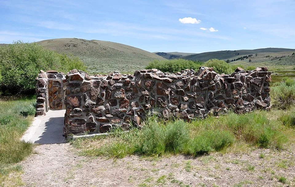 Hart Mountain Hot Springs (Antelope)