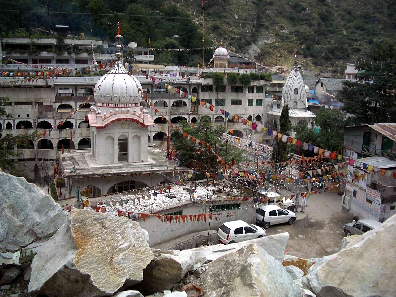 Manikaran Hot Springs Parvati Valley
