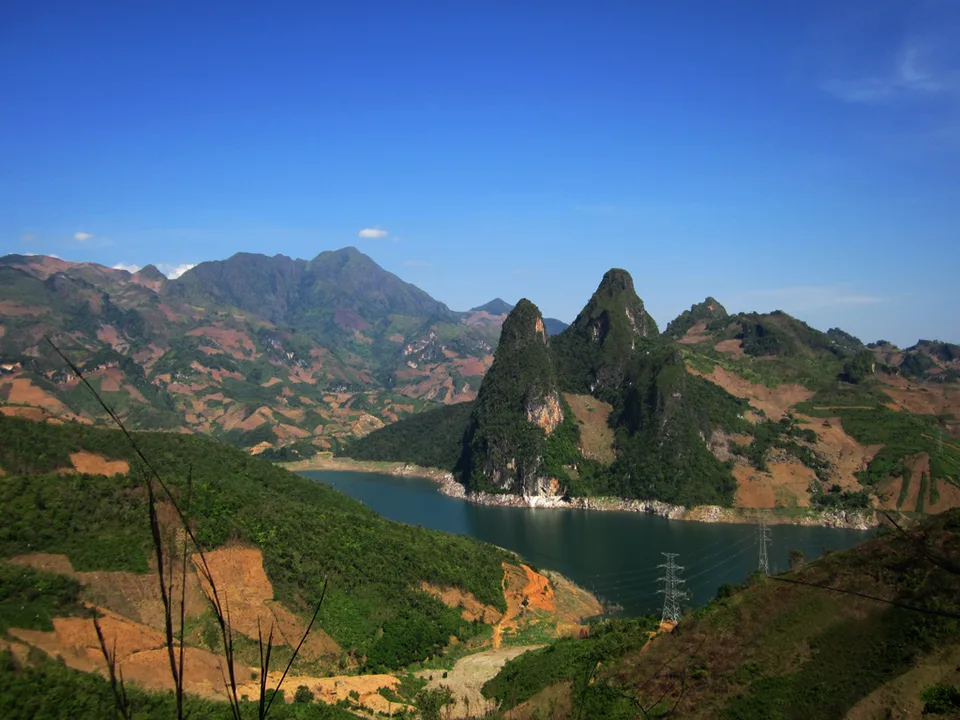 Moc Chau Hot Spring Son La