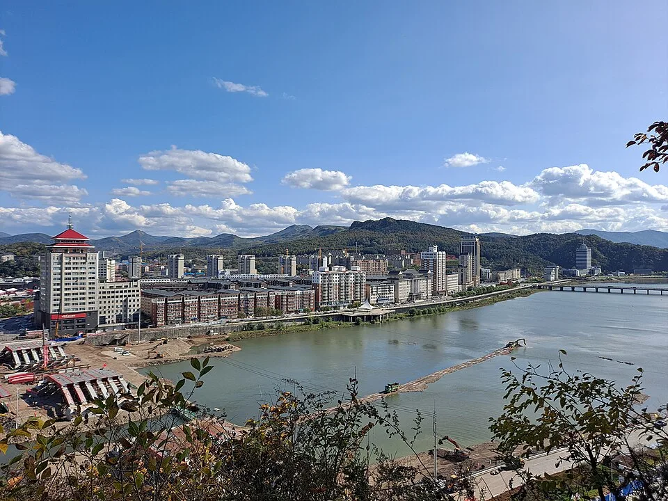 Tonghua Thermal Baths