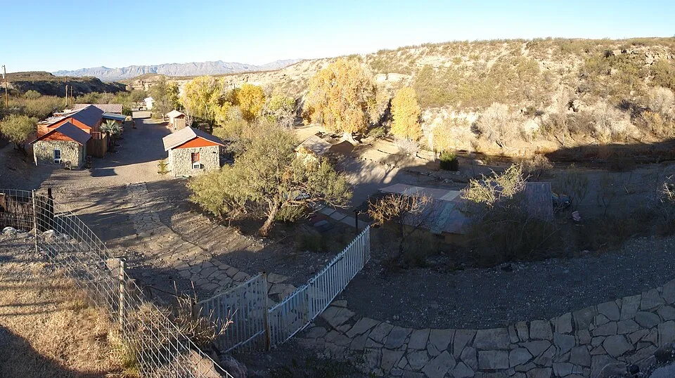 Chinati Hot Springs